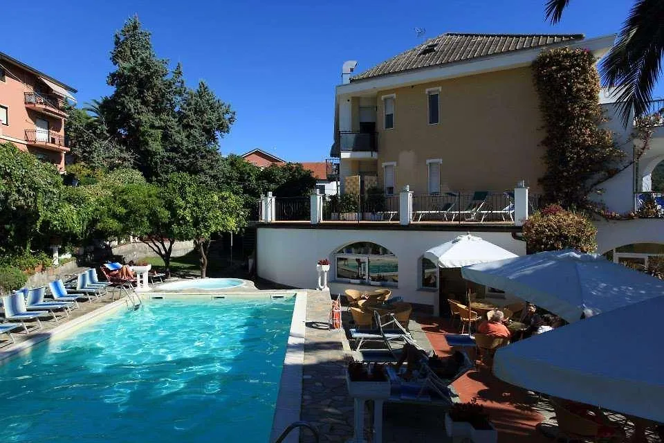 Hotel Bellavista San Bartolomeo Al Mare
