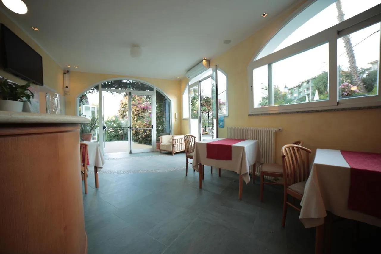 Hotel Bellavista San Bartolomeo Al Mare 3*,  Italie