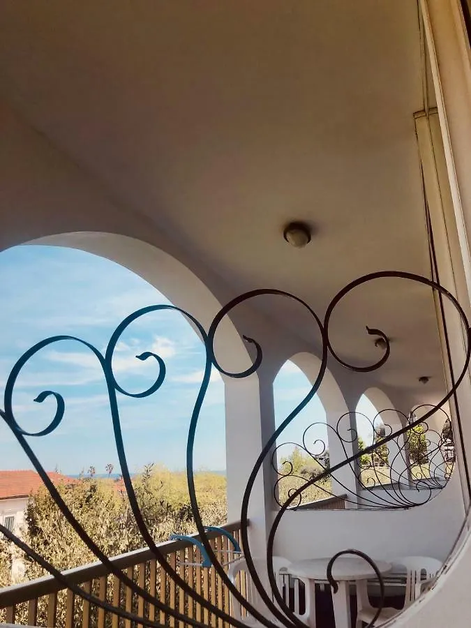 Hotel Bellavista San Bartolomeo Al Mare 3*,  Italy