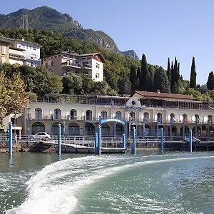 lovere-resort-spa.it-lombardy.com/